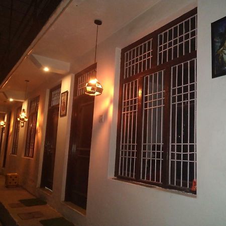 Mochila Youth Hostel Mcleod Ganj Dharamshala Bagian luar foto