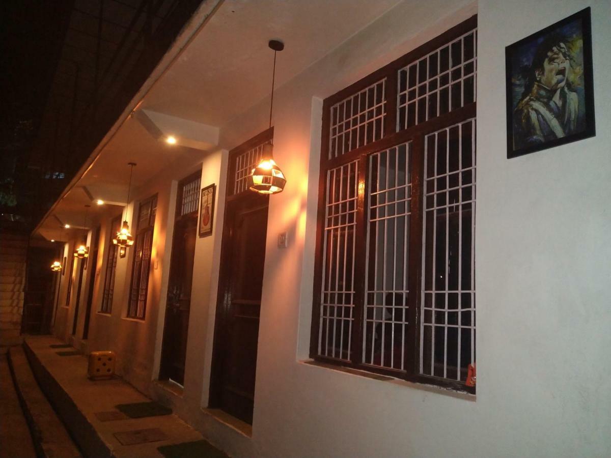 Mochila Youth Hostel Mcleod Ganj Dharamshala Bagian luar foto